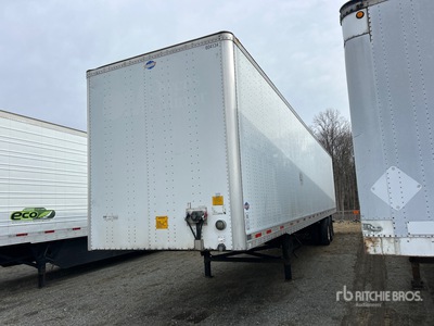 2014 Utility VS1DC 28 ft x 102 in Sliding T/A Gesloten aanhangwagen