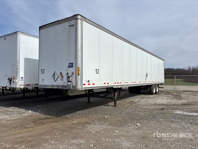 2014 Vanguard VXP 53 ft x 102 in T/A Van Trailer