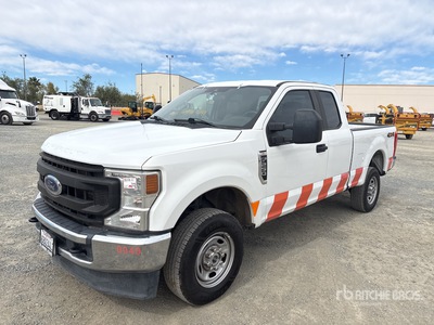 2022 Ford F-250 XL 4x4 Extended Cab Pickup