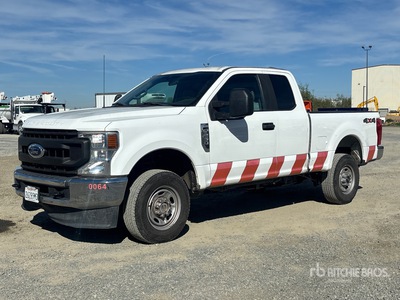 2022 Ford F-250 XL 4x4 Extended Cab بيك اب