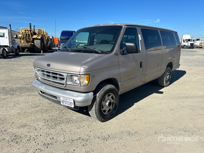 2002 Ford Econoline E-350 XL 10 Furgone passeggeri