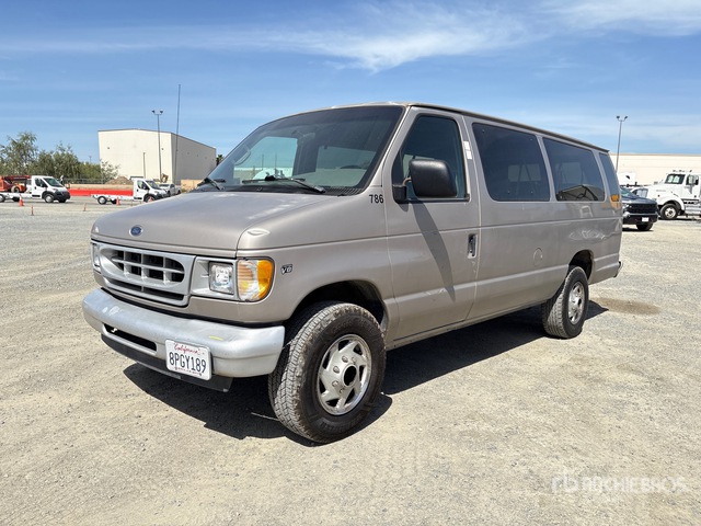 2002 Ford Econoline E-350 2002 Ford Econoline E-350 Xl 10 Passenger Van