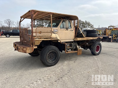 1992 Ford F800 4x4 Camión Caja Abierta