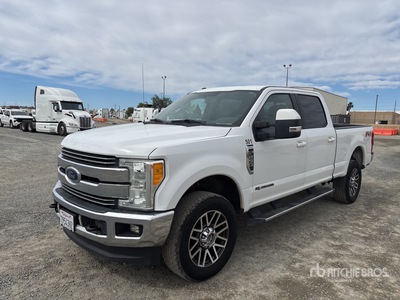 2017 Ford F-250 Lariat 4x4 Crew Cab Pickup