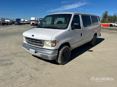 2002 Ford Econoline E-350 XL 11 Furgone passeggeri