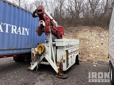 2003 Altec Command All Digger Derrick Body