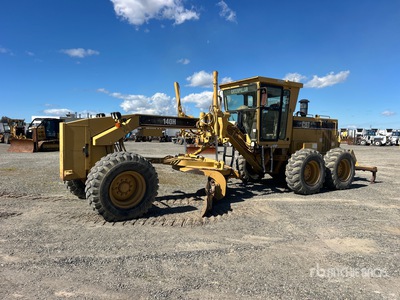 2002 Cat 140H モーターグレーダー