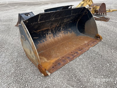 Cat BK38F38GP Fusion 107 in Godet pour chargeuse sur pneus - Fits Cat 938