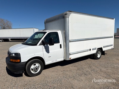 2021 GMC Savana 3500 4x2 Autocarro furgonato