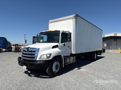 2018 Hino 268 4x2 Van Truck