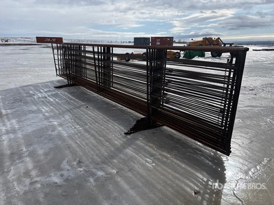 Quantity of (10) 24 ft Light Panneau pour bétail (Unused)