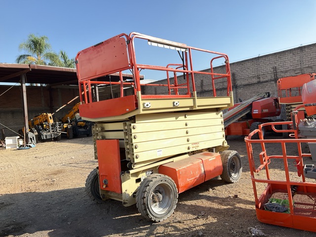 2015 JLG 4069LE Electric Scissor Lift