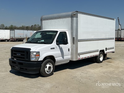 2021 Ford E350 4x2 Van Truck