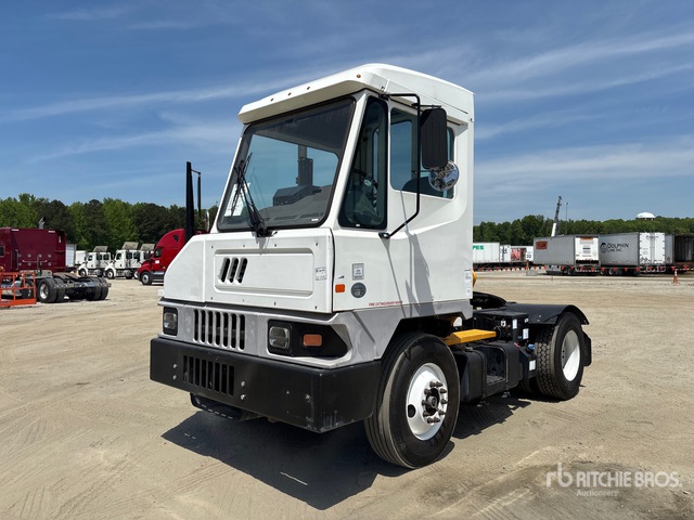 2018 Kalmar Ottawa 4x2 Spotter Truck