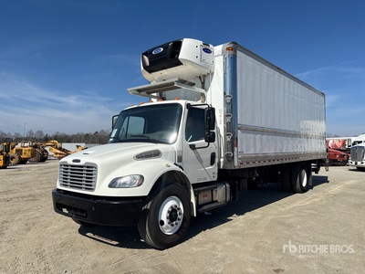 2020 Freightliner M2 106 4x2 冷蔵トラック