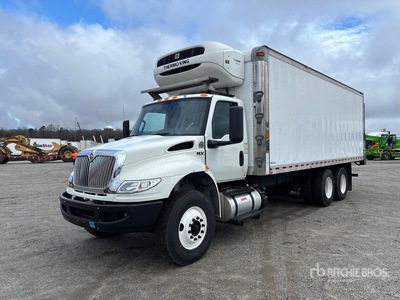 2020 International MV607 6x4 شاحنة مبردة