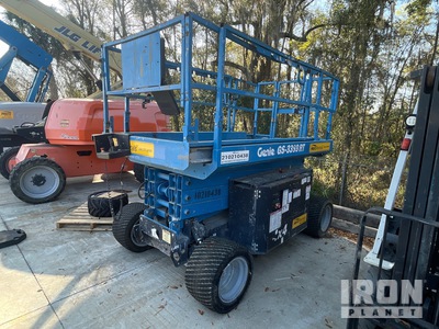 2017 Genie GS3369RT 4x4 Diesel Scissor Lift (Inoperable)