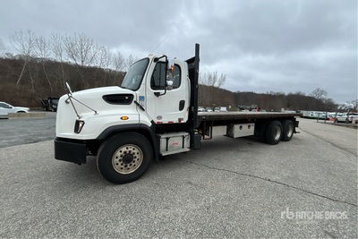 2019 Freightliner 114SD 6x4 Flatbed Truck