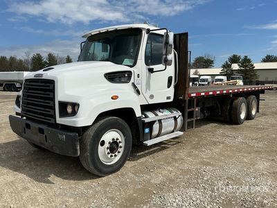 2019 Freightliner 114SD 6x4 平台トラック