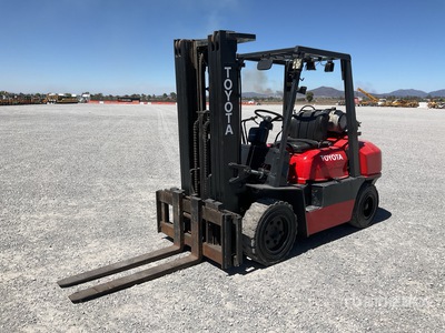 2000 Toyota 52-6FGU35 7700 lb Montacargas / Forklift