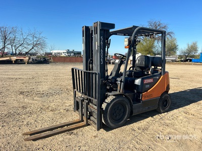 2015 Doosan G25P5 4200 lb Forklift