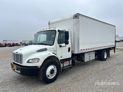 2013 Freightliner M2 106 4x2 Furgoneta caja cerrada