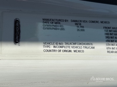 2019 Freightliner M2 106 4x2 Furgoneta caja cerrada