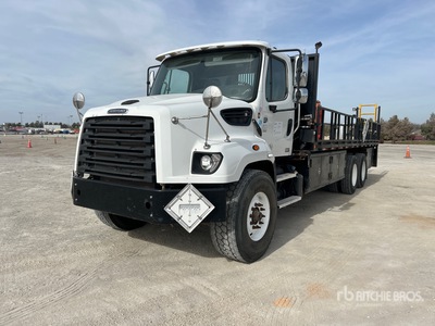 2020 Freightliner 114SD 6x4 Camion à Plateau
