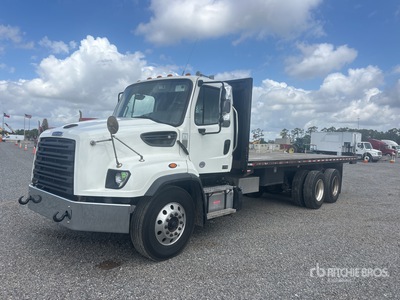 2020 Freightliner 114SD 6x4 Flatbed Truck