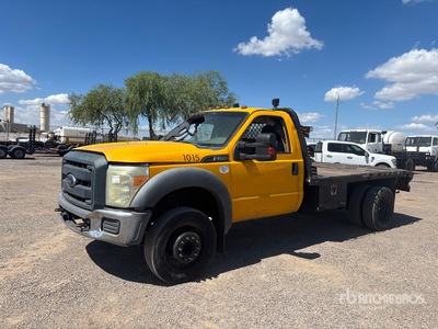 2015 Ford F-550 XL 4x2 Flatbed Truck