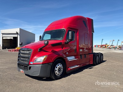 2019 Freightliner Cascadia 126 6x4 T/A Sleeper Truck Tractor