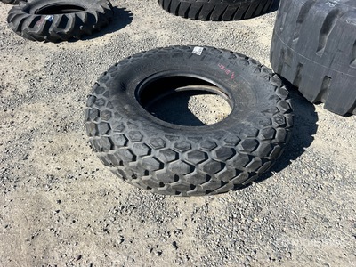 Quantity of (1) Turf Dawg 18.4x26 Pneumatici (Unused) - Fits John Deere 9000, 9400, 9600 Series
