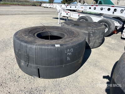 Quantity of (2) General LD250 35/65x33 Pneumatici (Unused) - Fits Cat 988