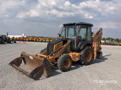 2016 Case 851EX-SS 4x4 Retroexcavadora / Baggerlader