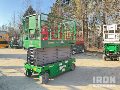 2017 Genie GS-4047 Electric Piattaforma aerea verticale