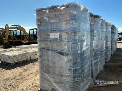 Quantity of (3) 10.5-12.75 6 in 20 Rod Field Fence Divers - Industriel