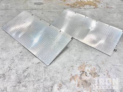 Quantity (2) Aluminum Loading Ramps Varios, tienda, almacen, consumidor