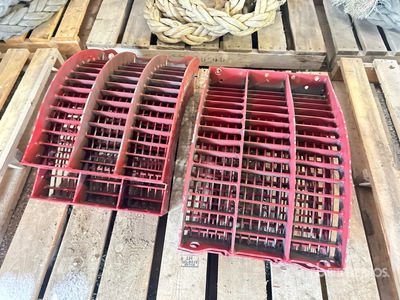 Quantity of (4) コンケーブ - Fits Case 9250