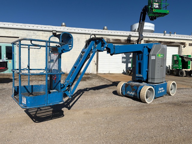 2016 Genie Z-30/20N RJ 2WD Electric Articulating Boom Lift 2016 Genie Z-30/20N RJ 2WD Electric Articulating Boom Lift