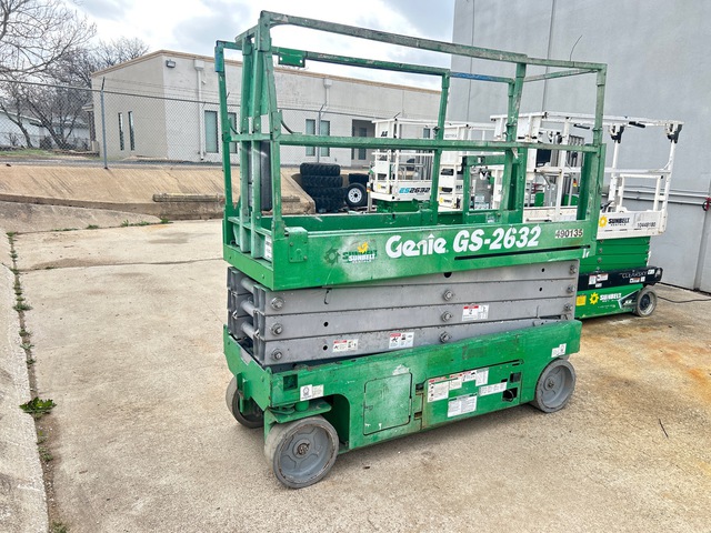 2012 Genie GS-2632 Electric Scissor Lift