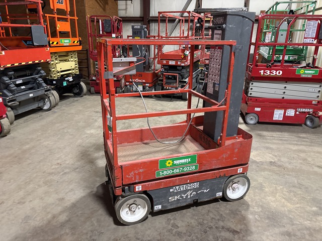 2016 Skyjack SJ12 Vertical Mast Lift 2016 Skyjack SJ12 Vertical Mast Lift