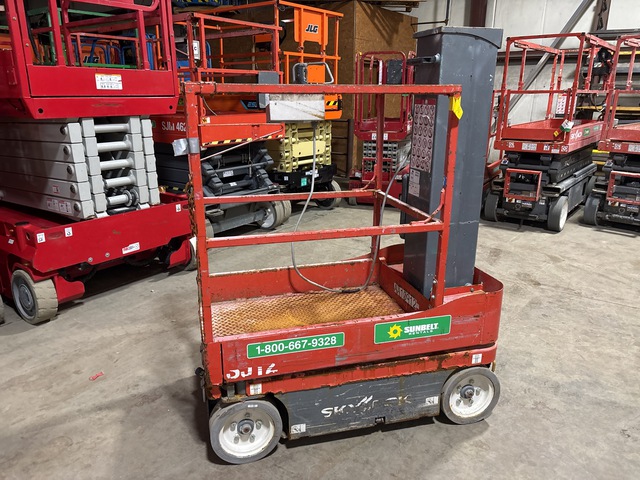 2016 Skyjack SJ12 Vertical Mast Lift 2016 Skyjack SJ12 Vertical Mast Lift