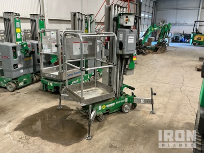 2015 Genie AWP-25S Pionowy podnośnik masztowy