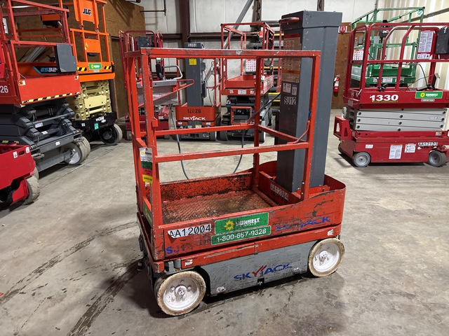 2012 Skyjack SJ12 Vertical Mast Lift 2012 Skyjack SJ12 Vertical Mast Lift