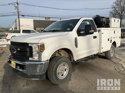 2019 Ford F-250 XL 4x4 サービスカー