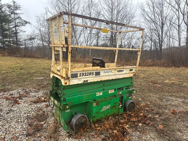 2014 JLG 1932RS Electric Scissor Lift 2014 JLG 1932RS Electric Scissor Lift