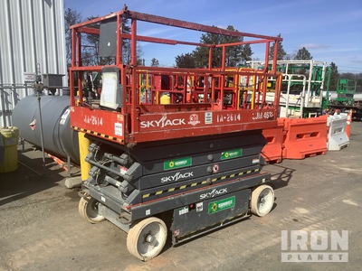 2015 Skyjack SJIII 4632 Electric Scissor Lift