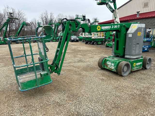 2015 Genie Z-30/20N RJ 2WD Electric Articulating Boom Lift