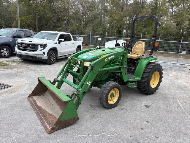2018 John Deere 3033R 4WD Utility Tractor