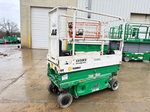 2015 JLG 1930 ES Electric Scissor Lift 2015 JLG 1930 ES Electric Scissor Lift